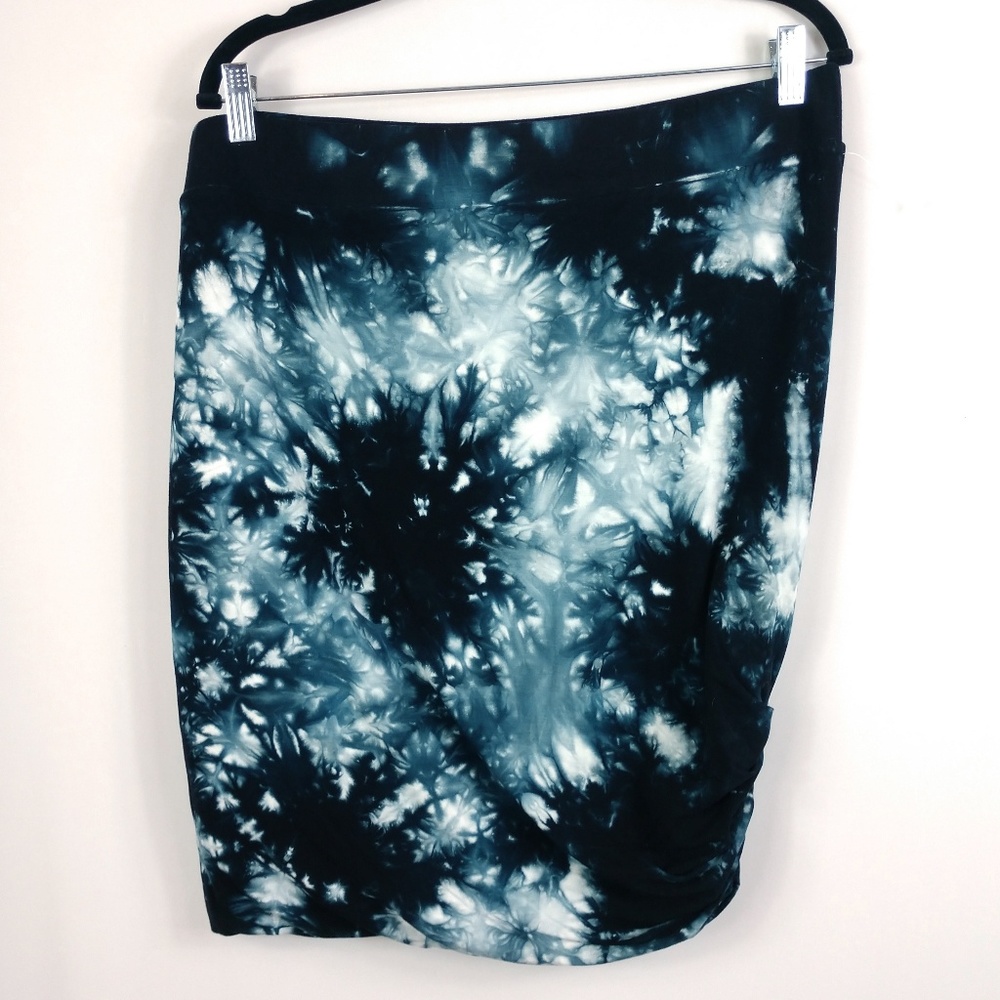 Torrid Tie Dye Skirt NWOT